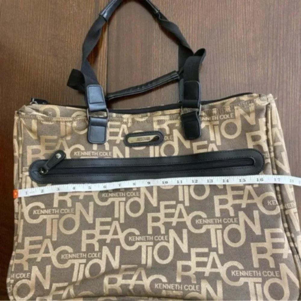 Vintage Kenneth Cole Reaction Canvas/Tapestry Brief Case.